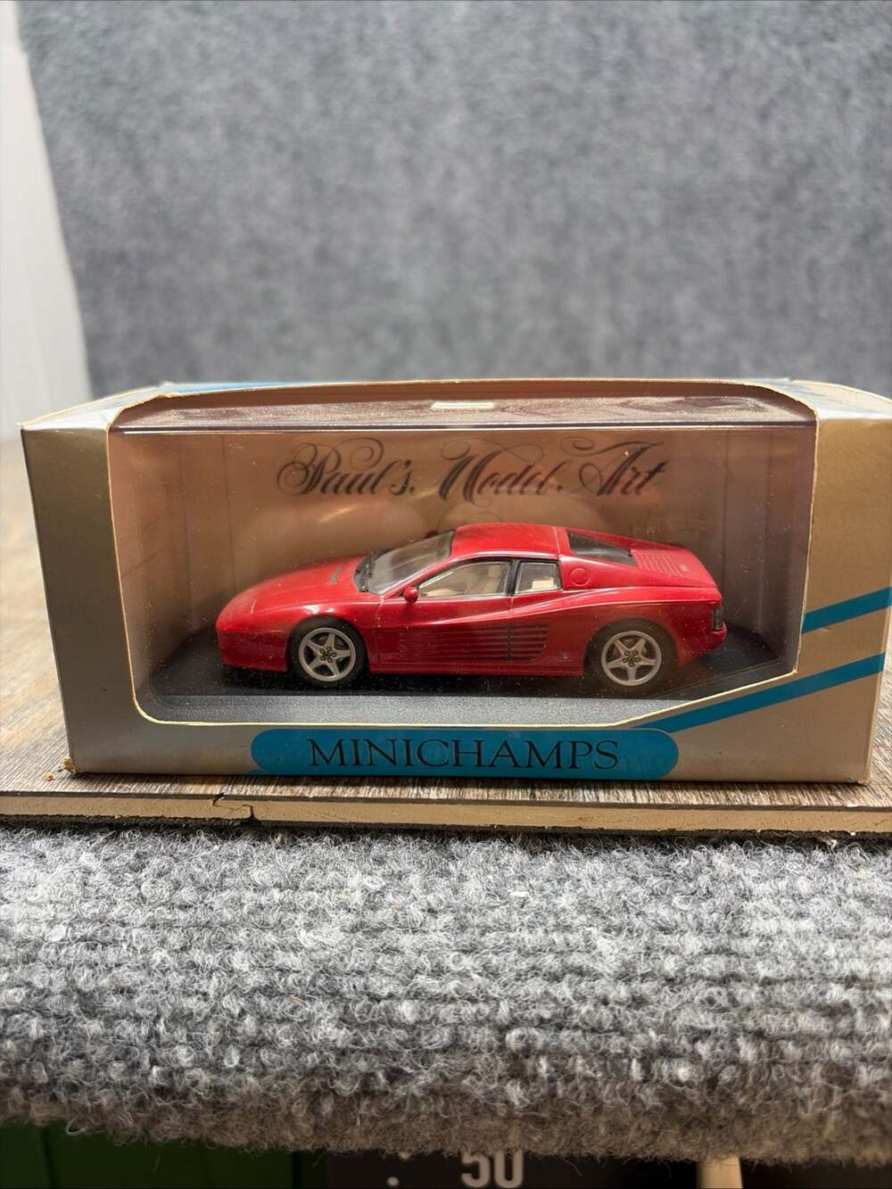 Minichamps Pauls Model Art 1:43 Scale Ferrari 512TR Red Diecast Model Car 072500